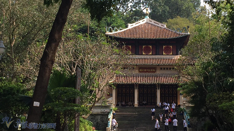 越南六个博物馆,越南胡志明帝王行