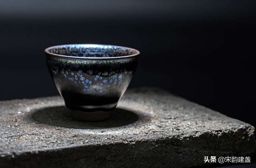 喝茶什么器型的建盏用着舒服,建盏喝茶哪种器型最合适