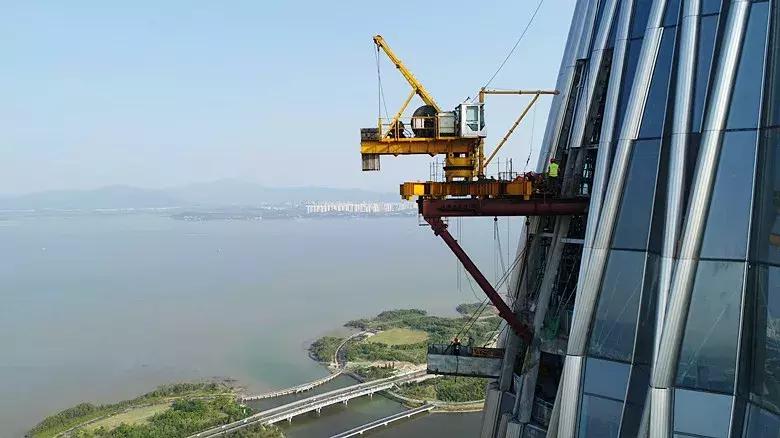 中建三局新款塔吊,中建三局塔吊顶升视频