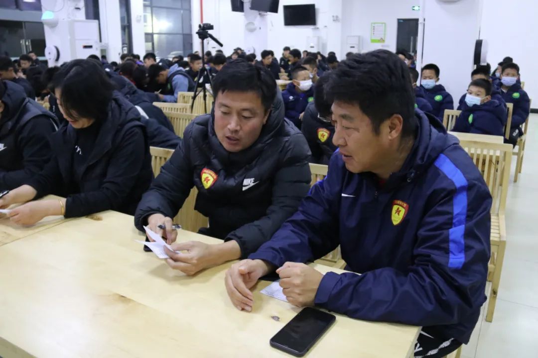 学习|05梯队队长暨班长竞选会圆满成功