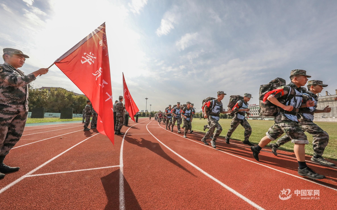聚焦实战，这场军事体育运动会超燃