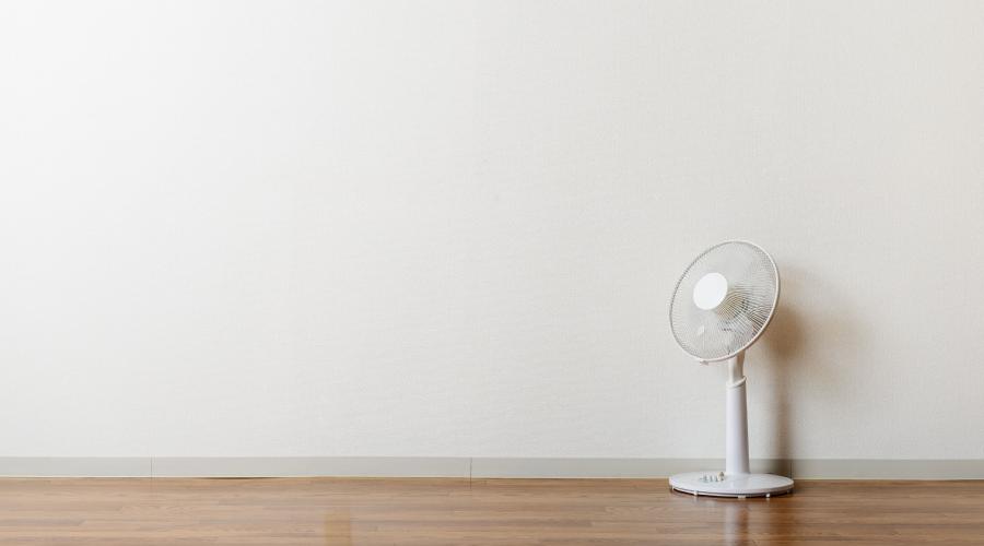 吹空调怕冷手脚冰凉怎么调理,开空调又怕太干没开又怕冷