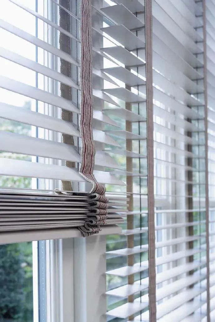 窗帘到底怎么搭配才好看,窗帘如何搭配给你们一些建议