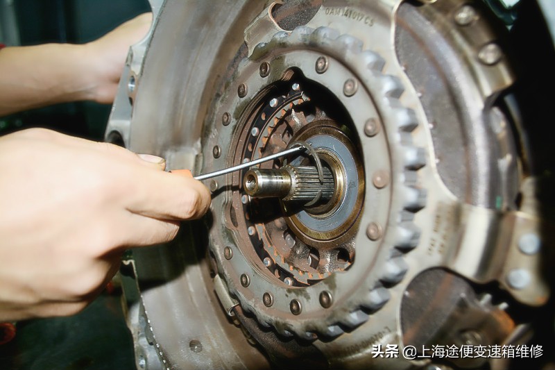 凌渡变速箱坏了维修要多久,大众凌渡怎么维修