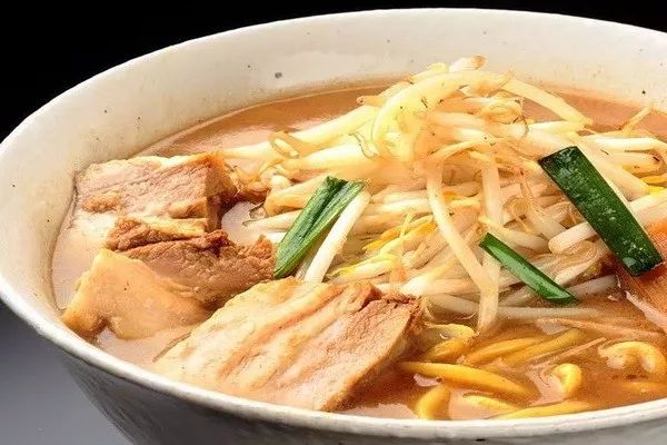摄魂辣味拉面,日本拉面到底啥样