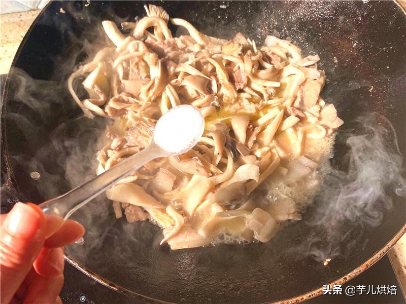 平菇肉片家常做法,平菇肉片做法教程