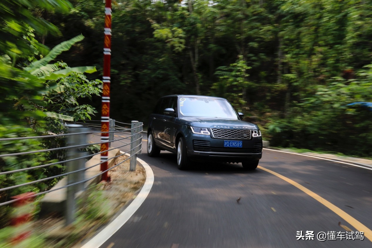 路虎揽胜sva曜夜运动版加长版试驾,14-17款路虎揽胜运动测评