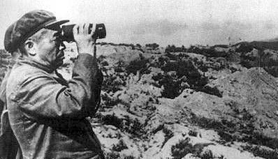 1952年彭德怀应邀到莫斯科，斯大林第一次见他竟久久说不出话