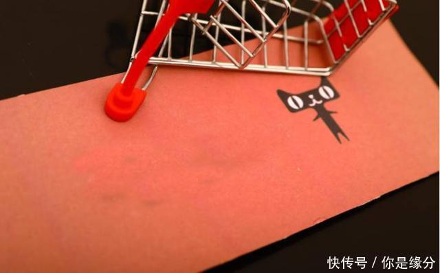 想开天猫店铺入驻需要什么条件,天猫服装类店铺入驻条件及费用