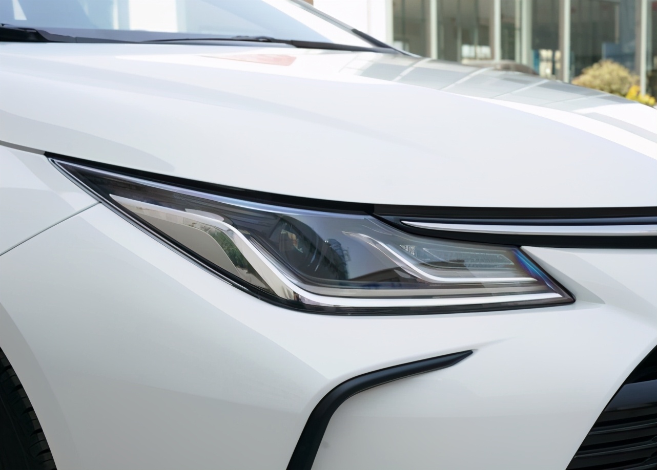 丰田卡罗拉非常省油保值的一款车,丰田卡罗拉十万左右轿车最佳选择