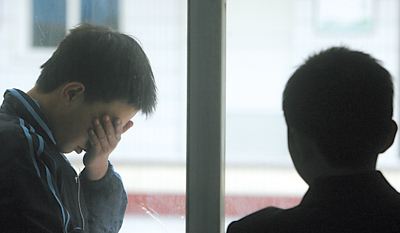 10岁孩子叛逆打骂父母怎么办,10岁叛逆期孩子对父母态度恶劣