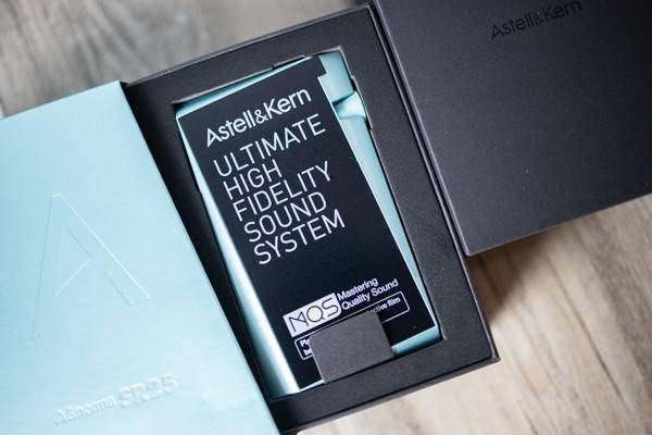 细品艾利和AnormaSR25*放播**器:小钢炮更新了,这次大杯不加价