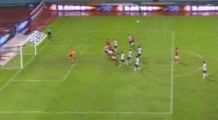 深足张鹭,张鹭事件