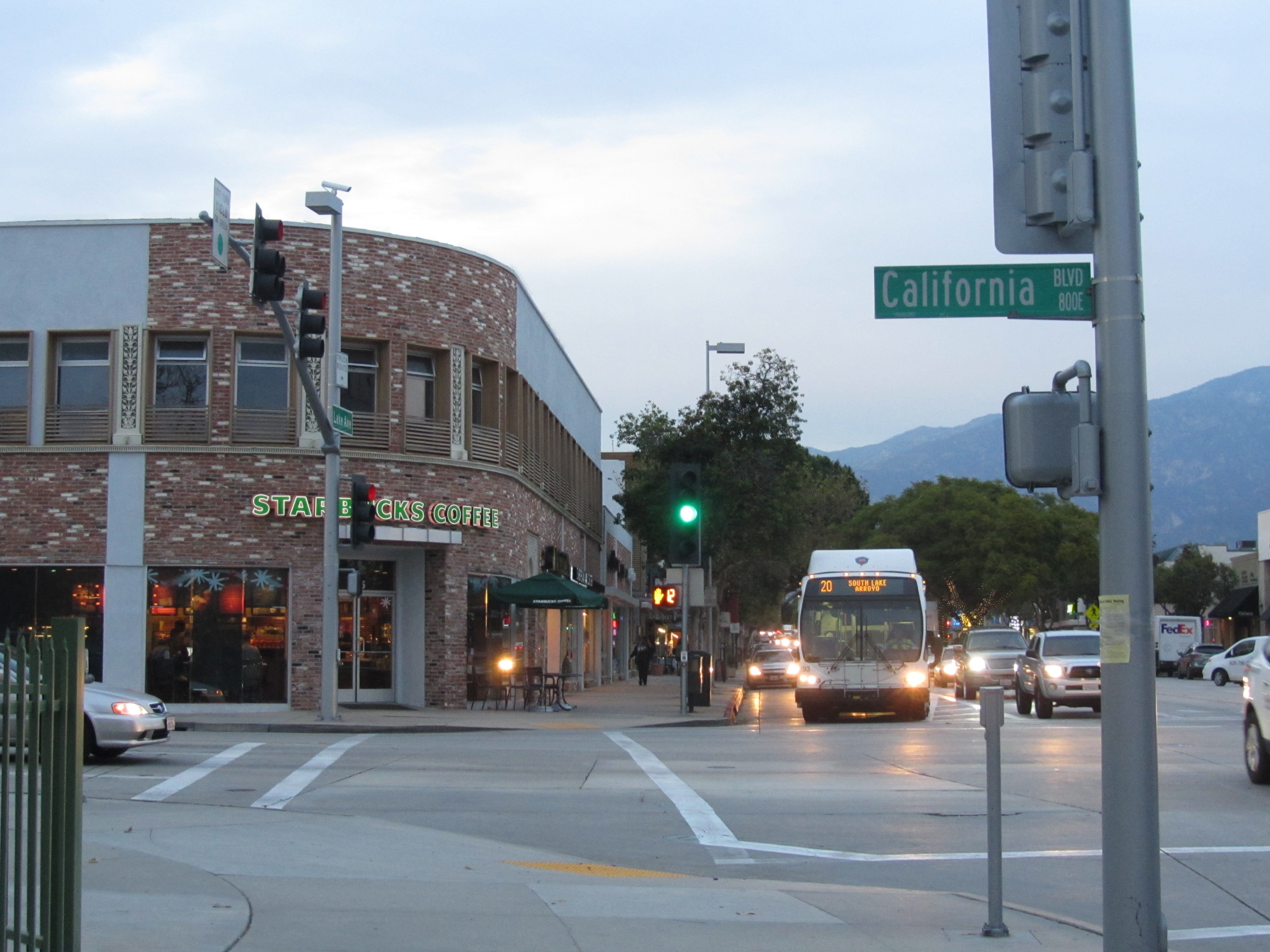 美国人找我要烟抽：美国印象