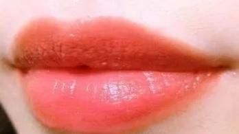 YSL年底又出新口红，玫瑰浆果色超性感，难怪直男见了都喜欢呢！