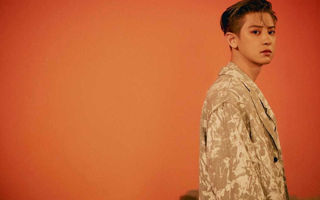 难为EXO的cody了!能找到这么多怪衣服,*钟金**仁用脸消化乞丐装