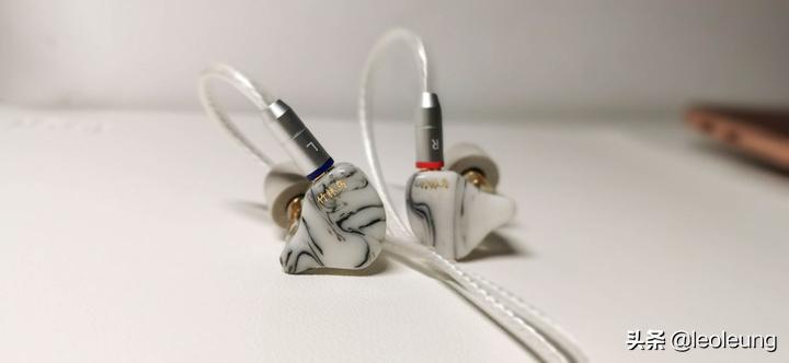 竹林鸟惊鸿挂颈蓝牙耳机测评,竹林鸟惊鸿耳机测评