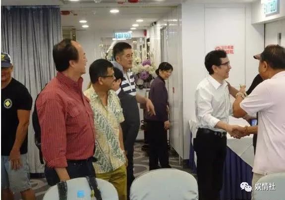 忆香江第一美少年，邵氏唯一“肉弹”男星，亦舒厌他琼瑶爱他