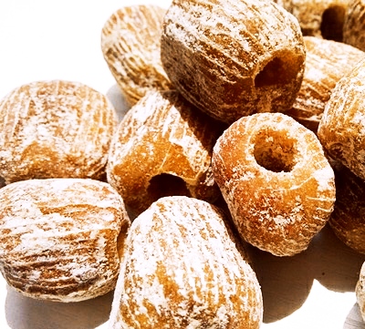 孩子们都喜欢吃粽子,外面的不卫生,就学做煮了一锅,还相当不错