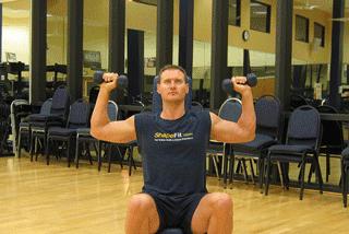 一周健身训练搭配徒手,减脂增肌训练计划一周计划表