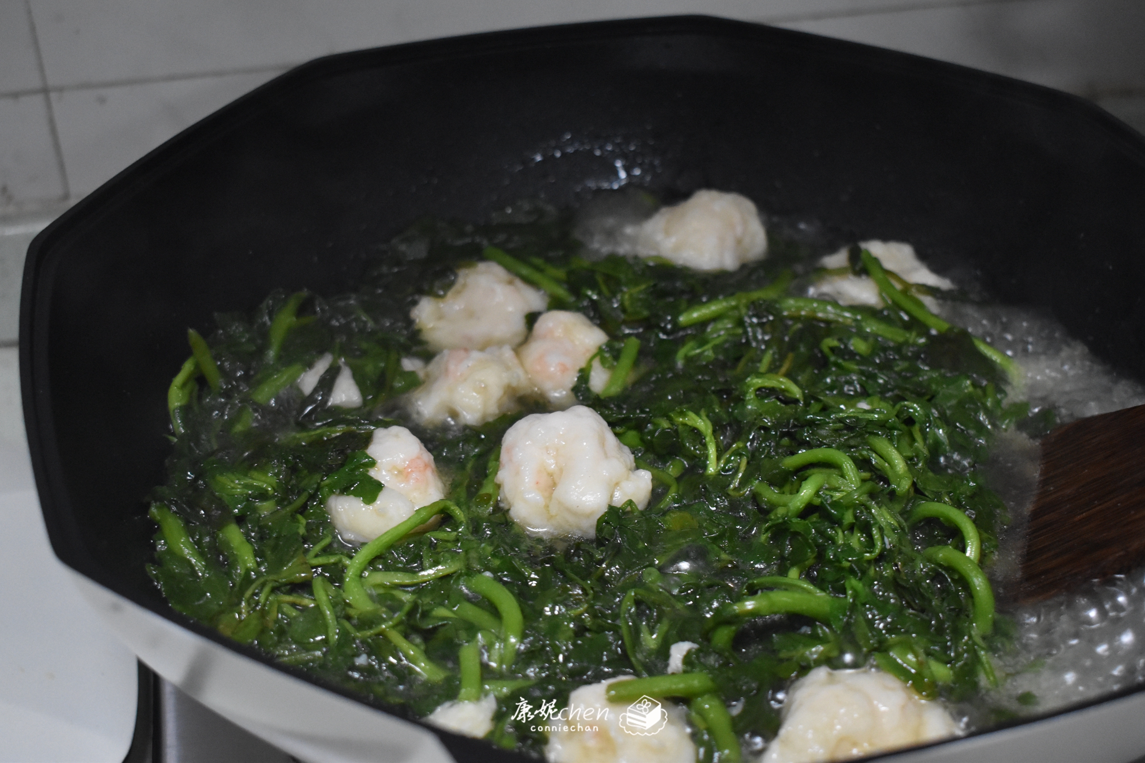 冬天天气干燥易上火多喝这碗汤,什么汤止咳化痰润肺又不上火的