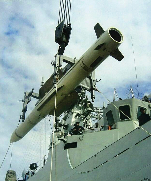 撑起祖国领海安全的擎天巨伞——中国舰空导弹发展史