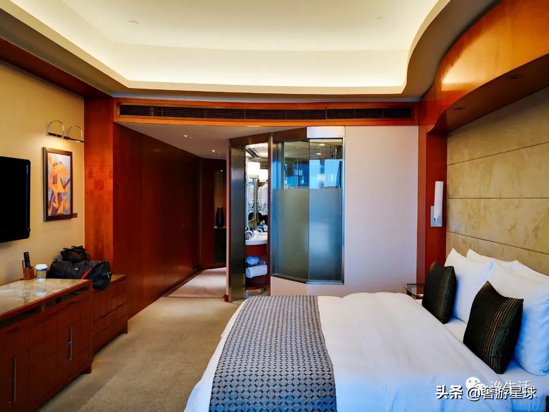 神の战|丽思、柏悦、MO、四季,陆家嘴7大奢华酒店谁是你的最爱?