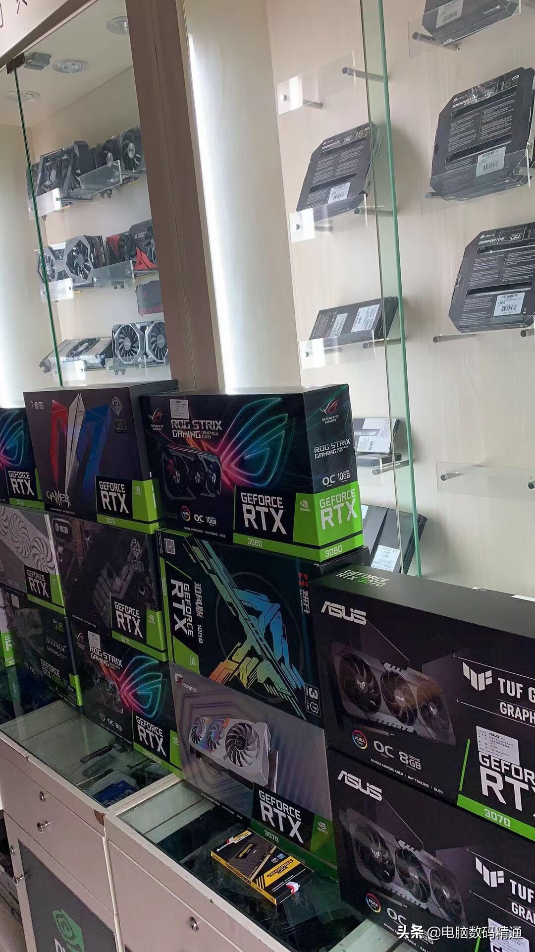 实体电脑店生意不好的原因,电脑店实体店现状惨淡