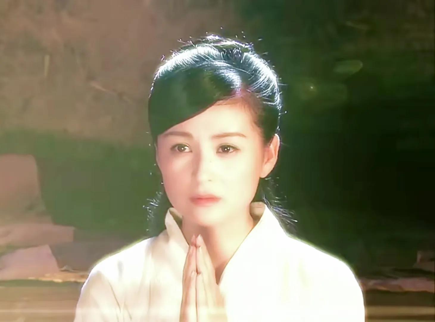 追鱼传奇:金牡丹一心想成为太子妃,却不小心错失,最终作茧自缚