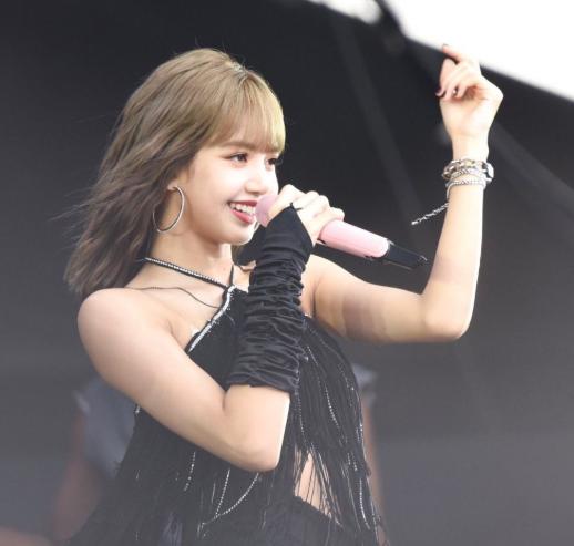 LISA微博预告要来青3？看节目动作就知真假，创4要瑟瑟发抖