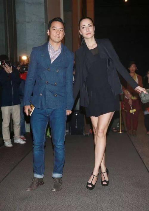 吴彦祖罕见晒爱女正脸,吴彦祖美貌复原图