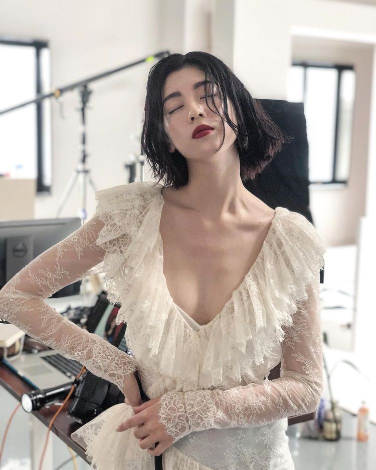 Netflix《今际之国》三吉彩花起底，公开6个瘦身方法，必学训练