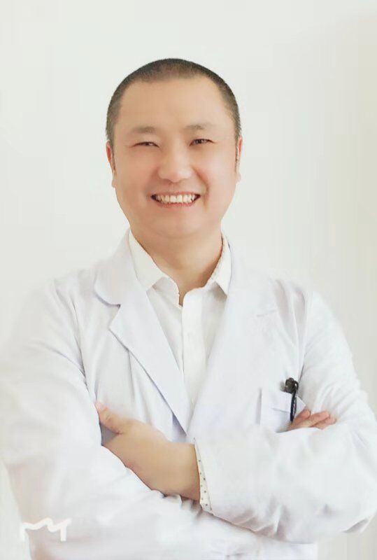 洗纹身咨询李医生,昆明李医生洗纹身是真的吗