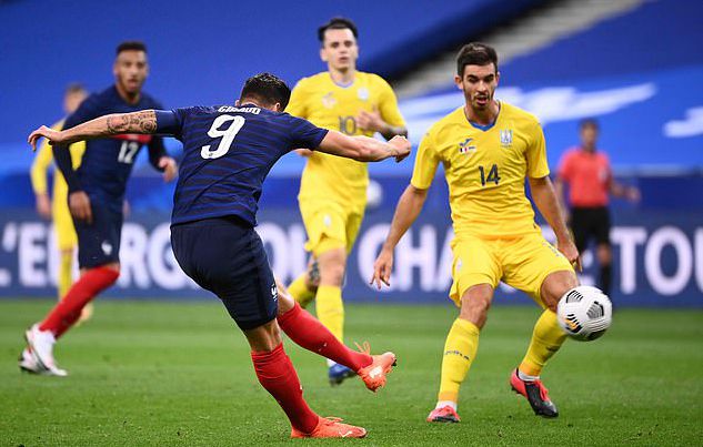 友谊赛-中国曾经战胜过的对手法国队7-1横扫乌克兰，吉鲁百场