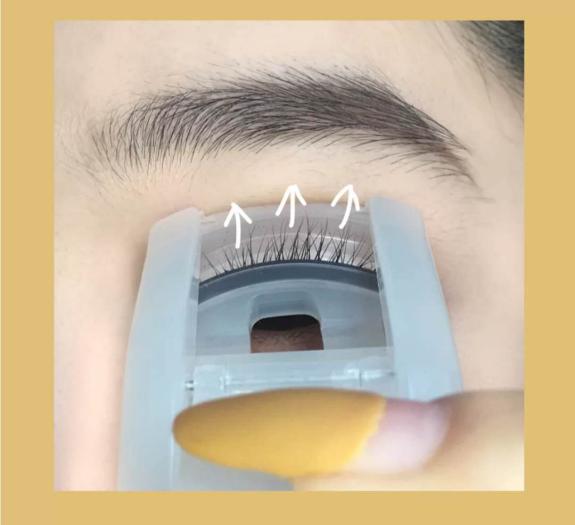 睫毛夹一下就掉了,睫毛夹一会就塌了