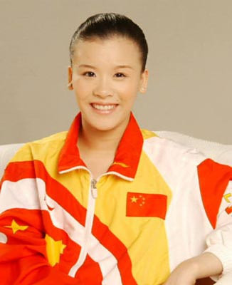 桑兰赴美不光是旅游！时隔7年再见治疗师，他们惊讶桑兰孩子快5岁