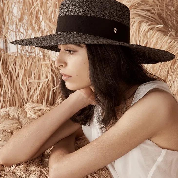 赵丽颖夏日装扮,夏日草帽赵丽颖