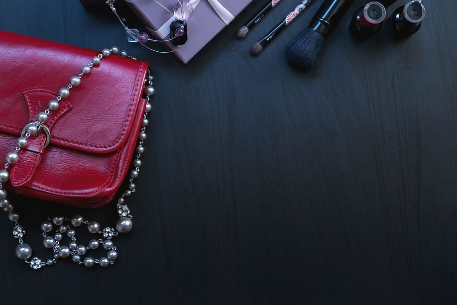 加盟折扣化妆品怎么样,嘉柏俪护肤品加盟靠谱吗