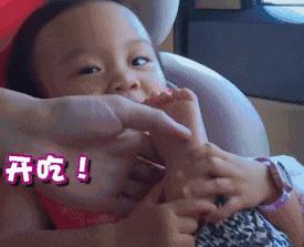 大脚趾肚偶尔钻心疼痛是什么原因,大拇脚趾边上肉钻心的疼是咋回事