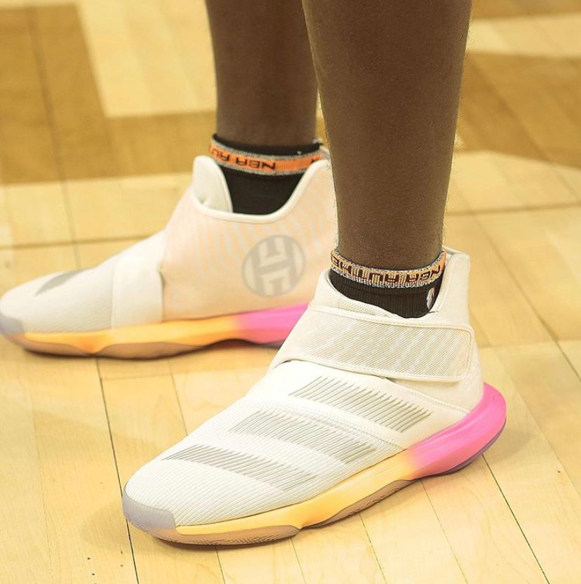 aj34nba球星上脚配色,aj34北卡球员