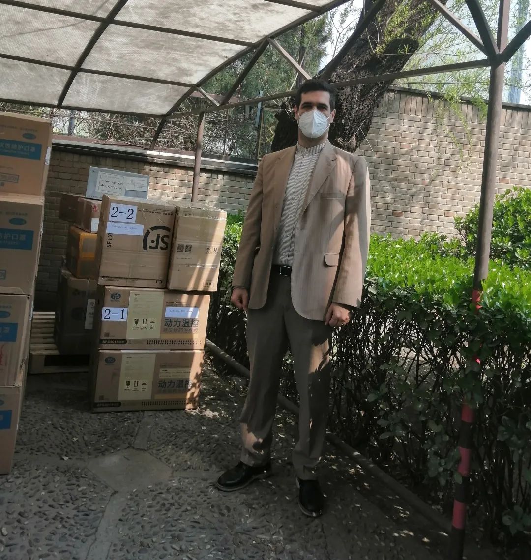 同呼吸共命运献爱心来助力,同呼吸共命运抗疫故事