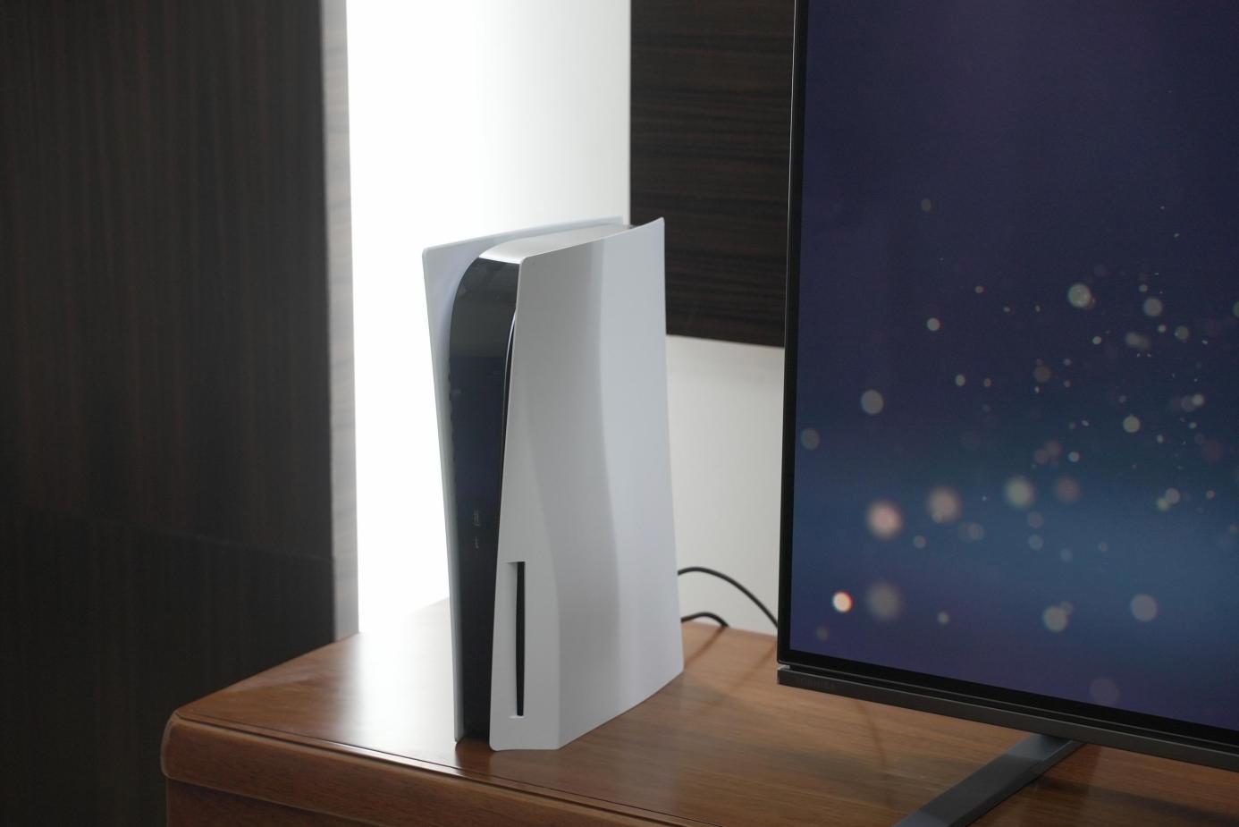 BR火箭炮,音质独一家——146岁东芝带来轻奢品质OLED电视X8900KF