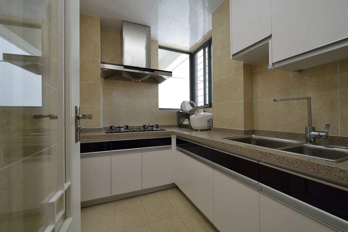 旧房也能用热水洗脸刷牙，装个小厨宝