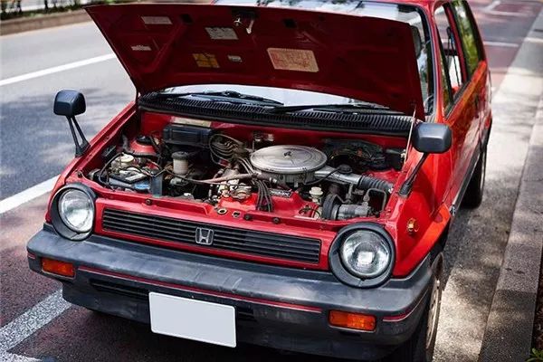 比起奥拓,这款1983年的本田初代CITYR怎么样?