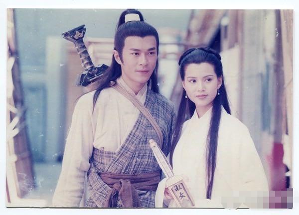 金庸笔下为什么让小龙女*身失**？原来有两个原因，匹配和还债