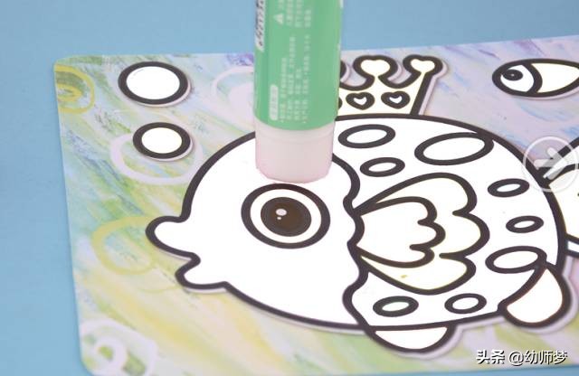 幼儿园手工制品花篮创意环创,幼儿园废旧瓶子手工制作环创