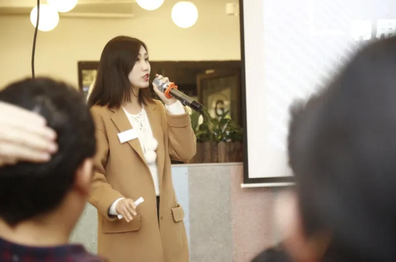 创业4个月生意不好还要坚持吗,创业初期工资管理办法