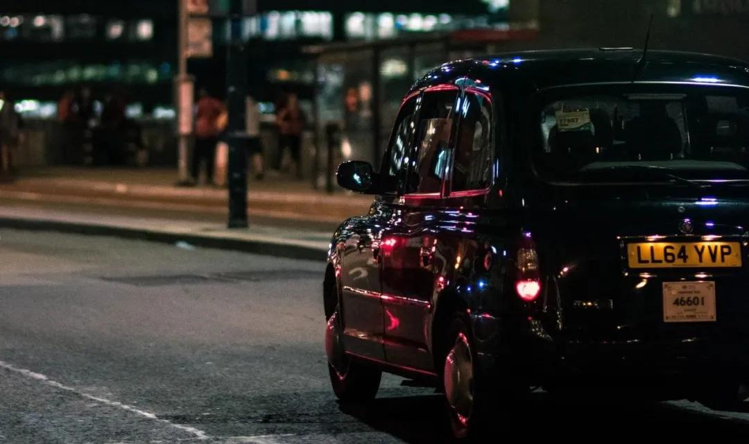 我花了500块钱打车去找男朋友，不为别的，就是想他了