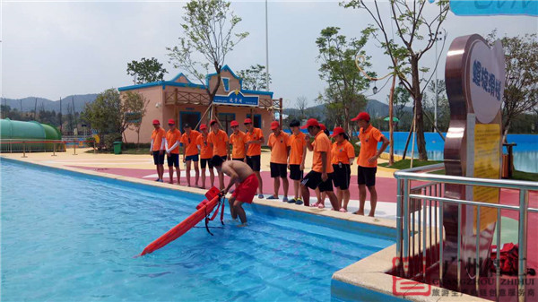 充气水上乐园怎么运营,水上乐园建设全过程