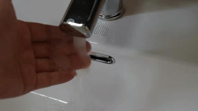 智能镜柜和普通镜柜哪个更实用,镜柜能换智能镜吗